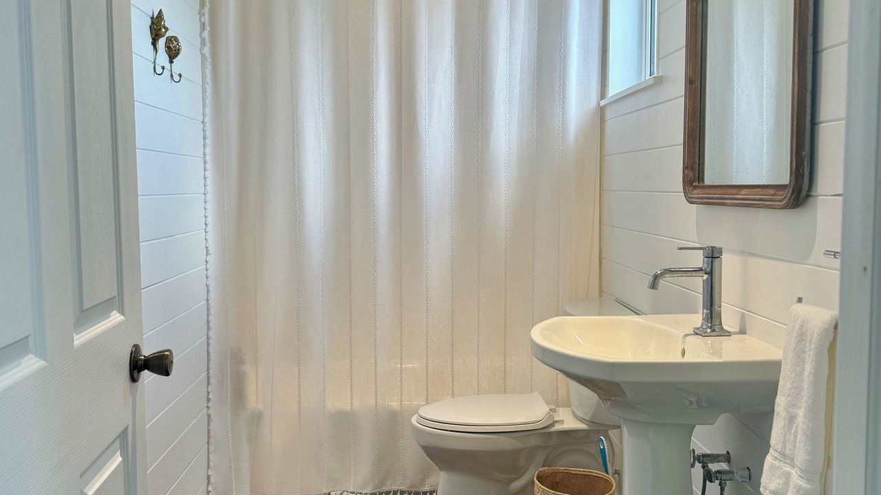 Photo of Bathroom in Rainbow Bay