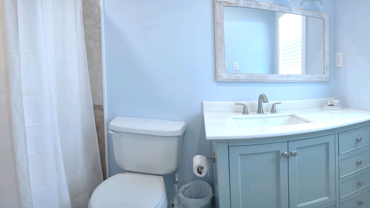 Photo of Bathroom in Treasure Cay