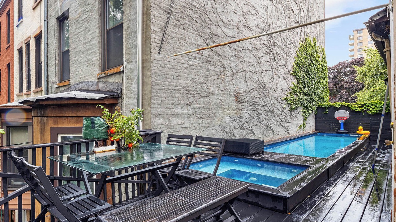 Photo of Outdoor in Clinton Hill