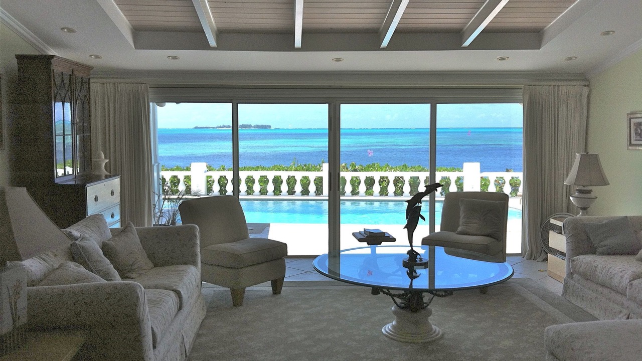 Photo of Bedroom in Nassau