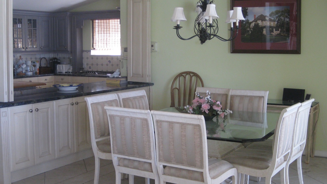 Photo of Bedroom in Nassau