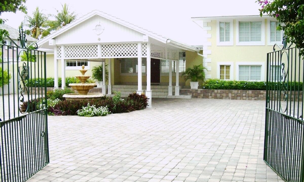 Photo of Outdoor in Nassau