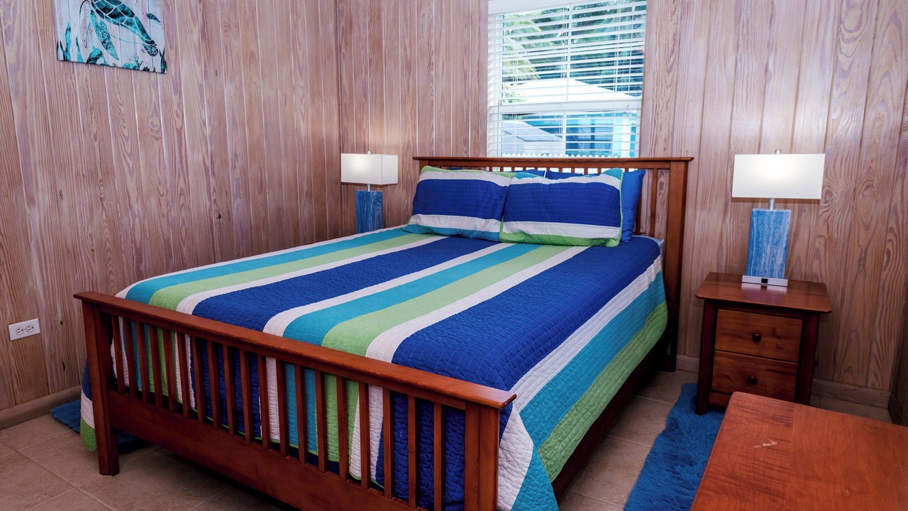 Photo of Bedroom in Spanish Wells