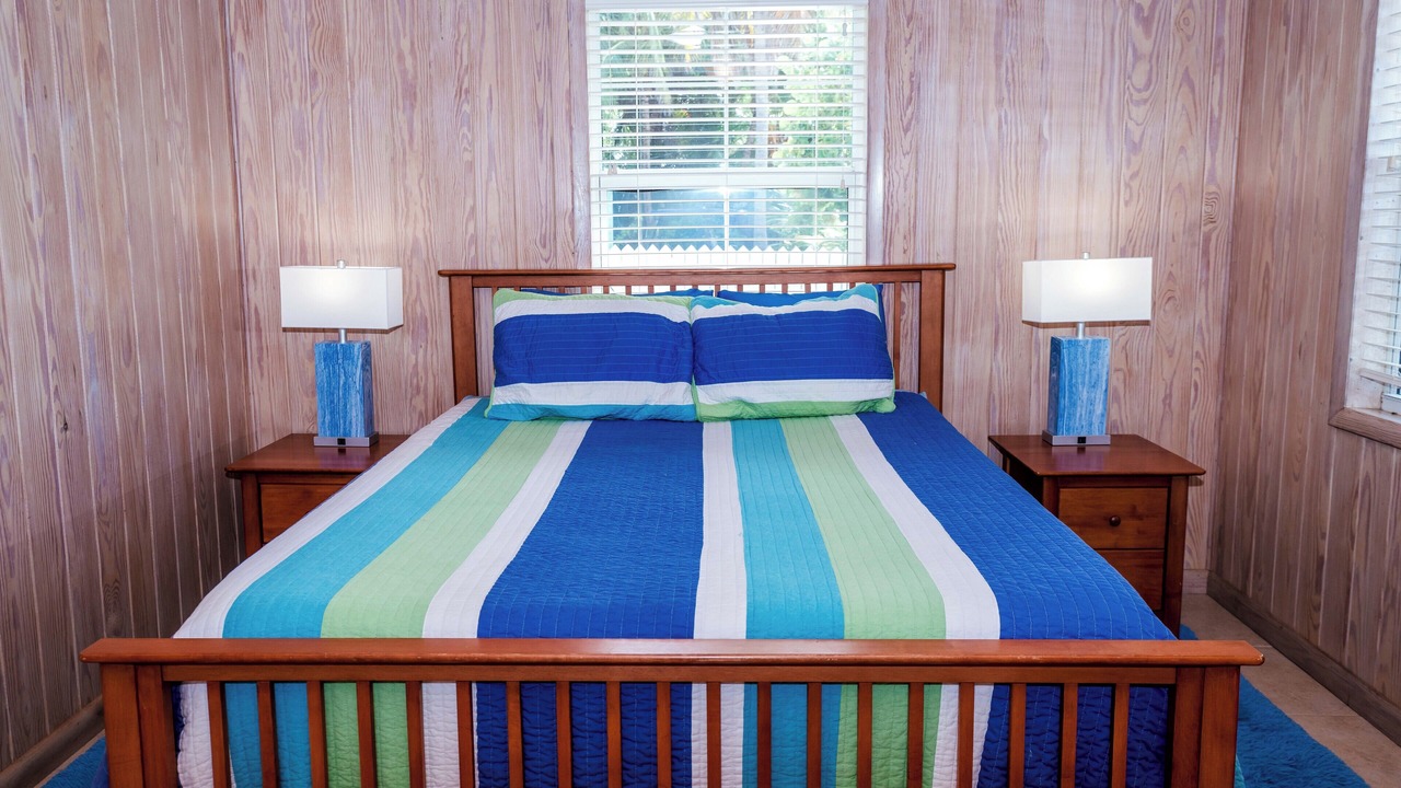 Photo of Bedroom in Spanish Wells
