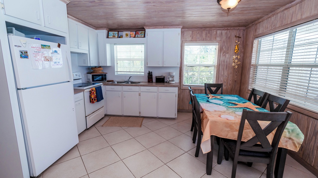 Photo of Kitchen in Spanish Wells