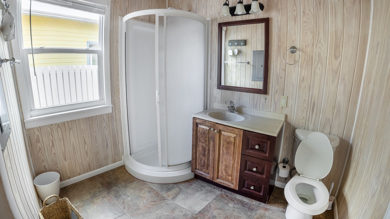 Photo of Bathroom in Spanish Wells