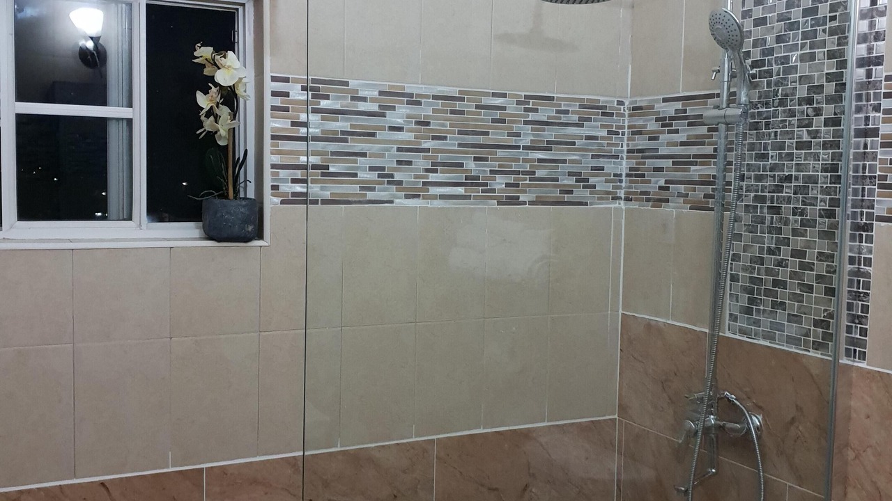 Photo of Bathroom in Eden Gardens