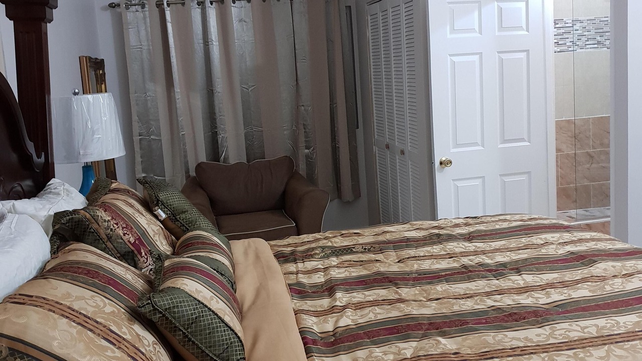 Photo of Bedroom in Eden Gardens