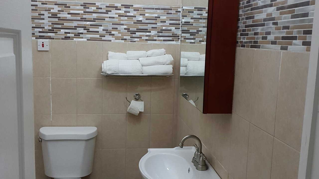 Photo of Bathroom in Eden Gardens