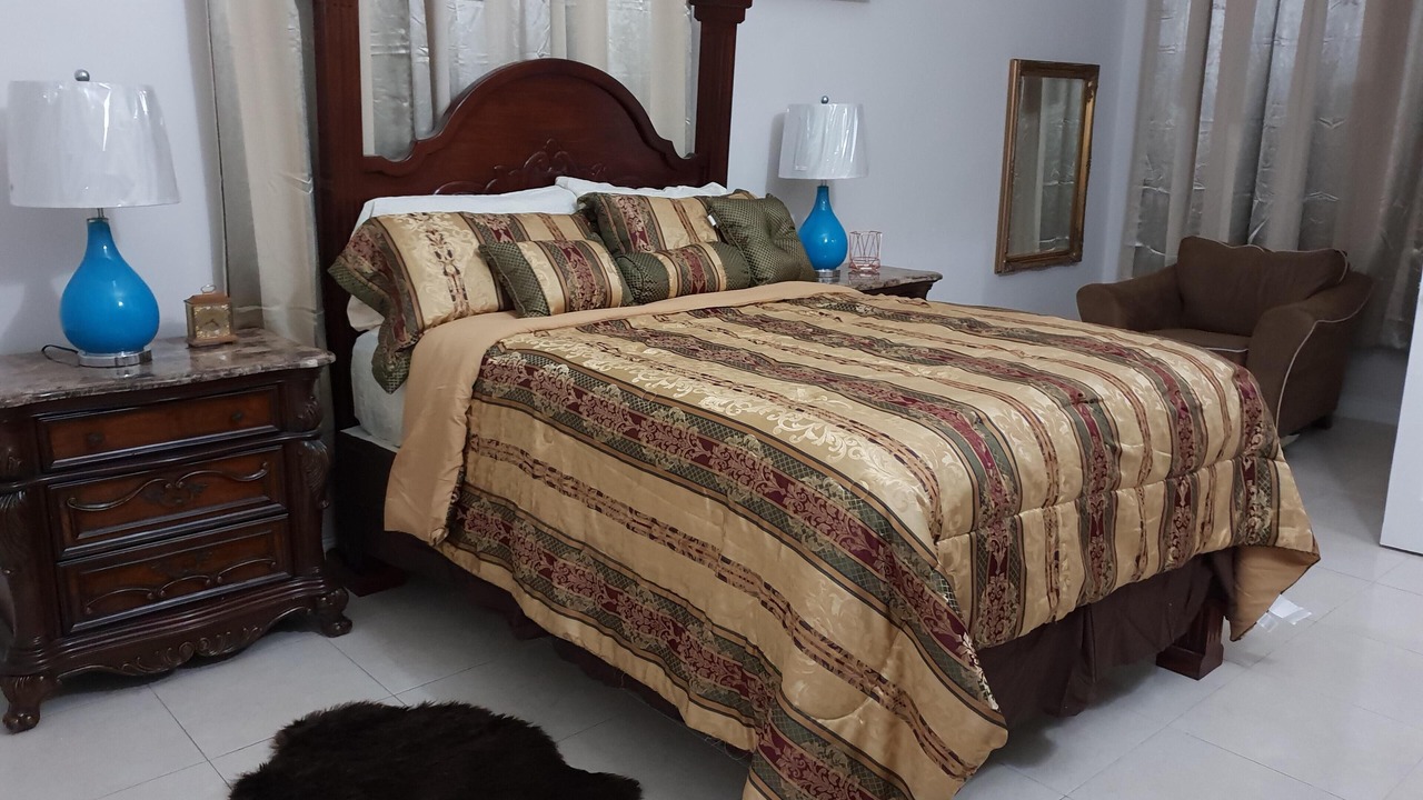 Photo of Bedroom in Eden Gardens