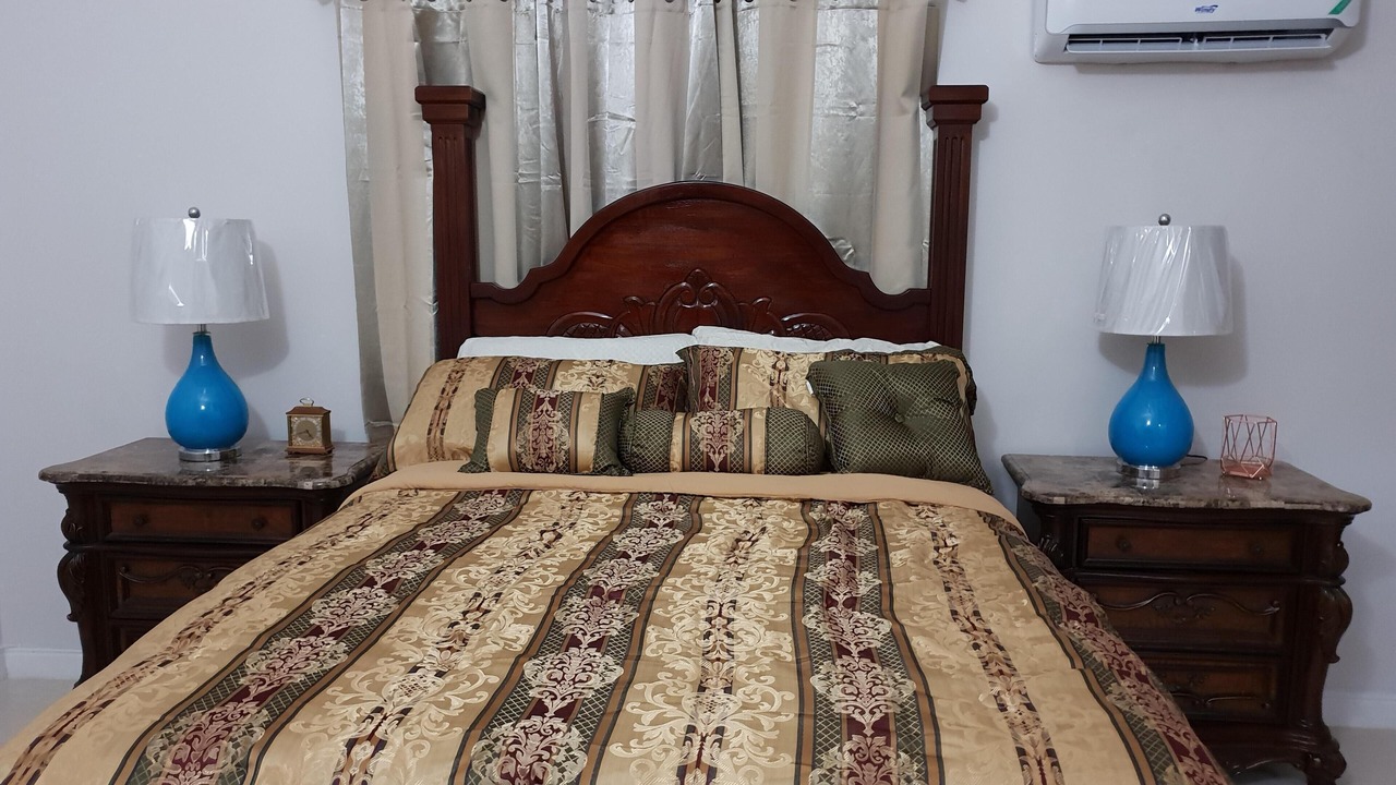 Photo of Bedroom in Eden Gardens