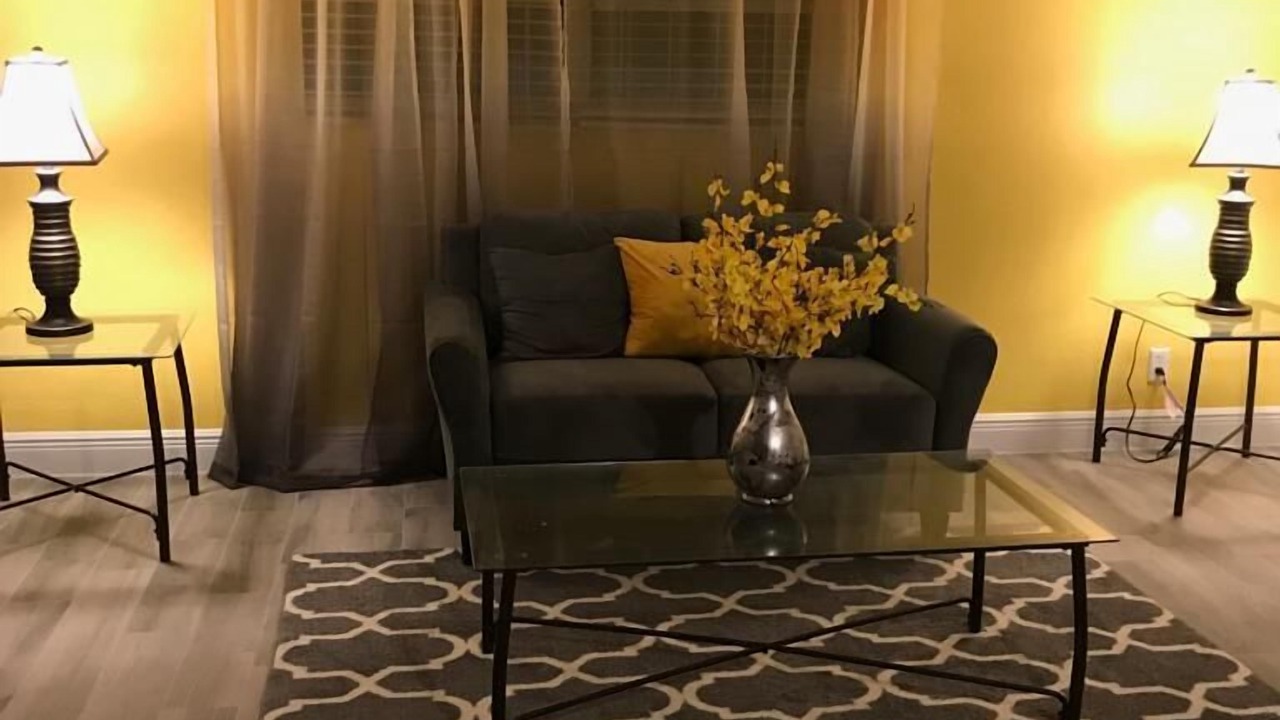 Photo of Livingroom in Bahamas Terrace