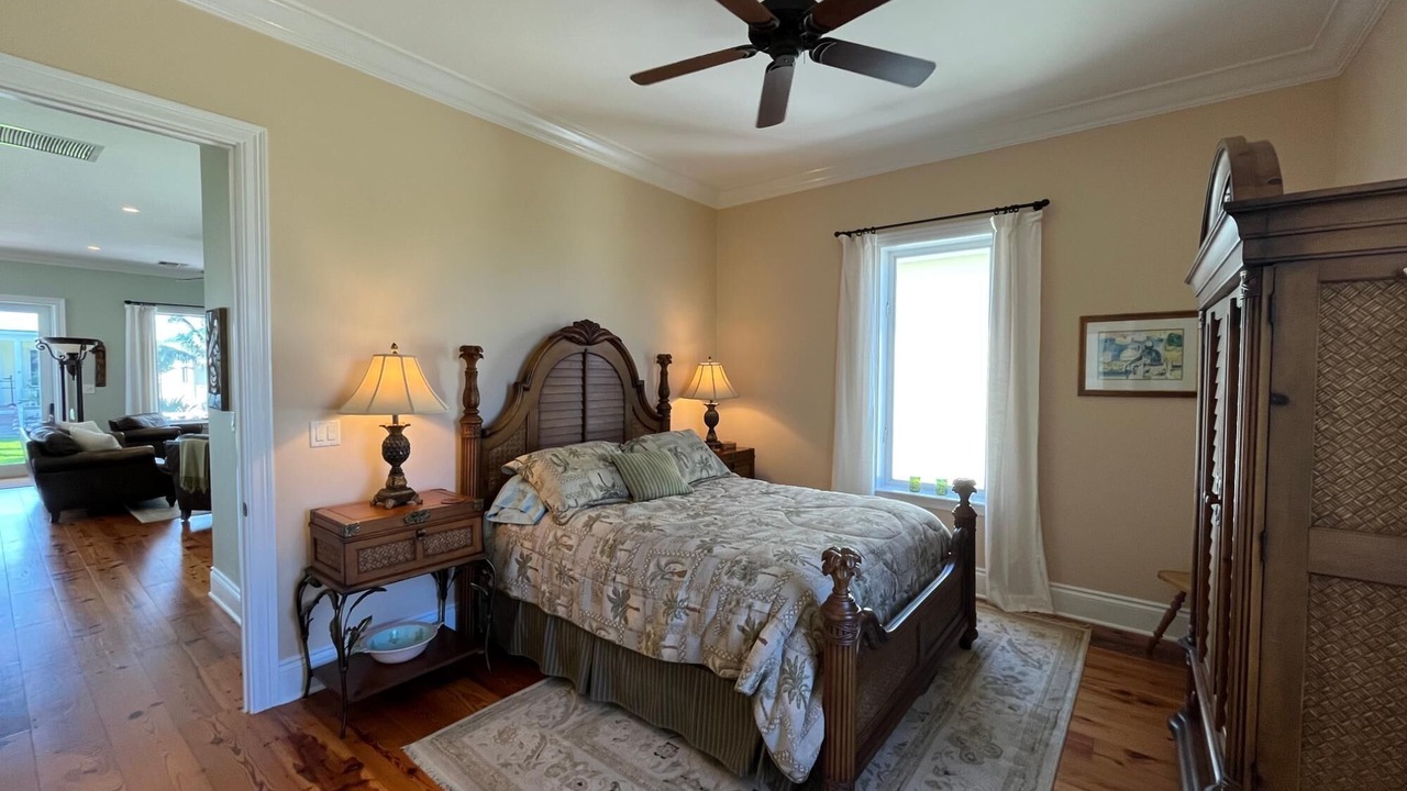 Photo of Bedroom in Treasure Cay