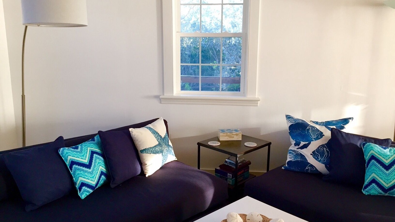 Photo of Livingroom in Staniel Cay