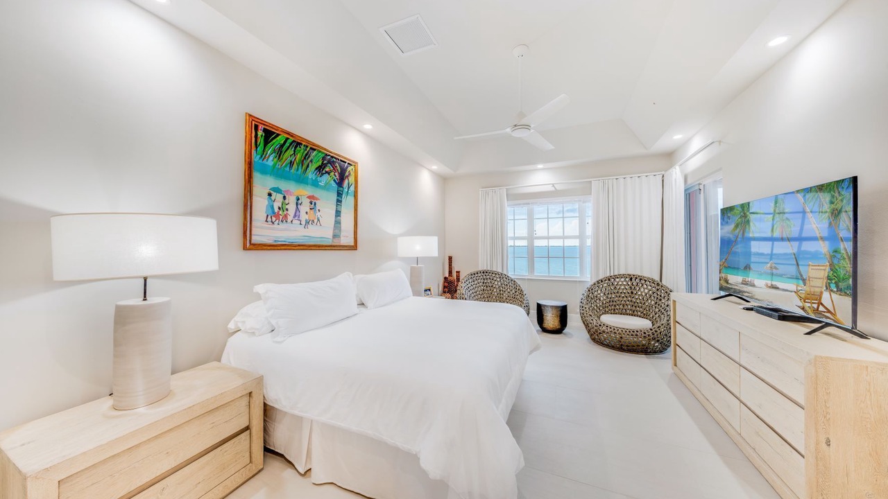 Photo of Bedroom in Treasure Cay