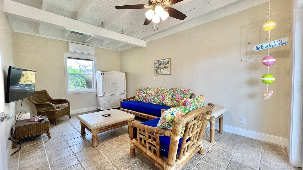 Photo of Livingroom in Treasure Cay