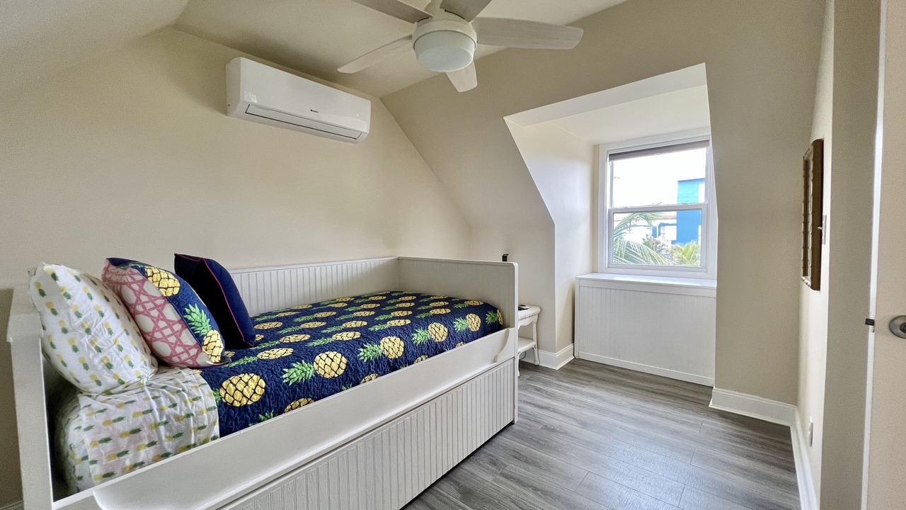 Photo of Bedroom in Treasure Cay