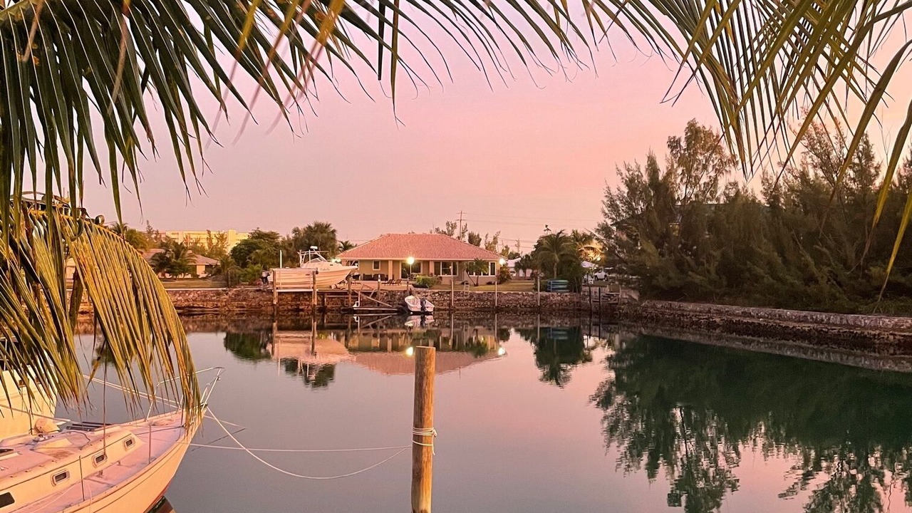 Photo of Outdoor in Bahama Reef