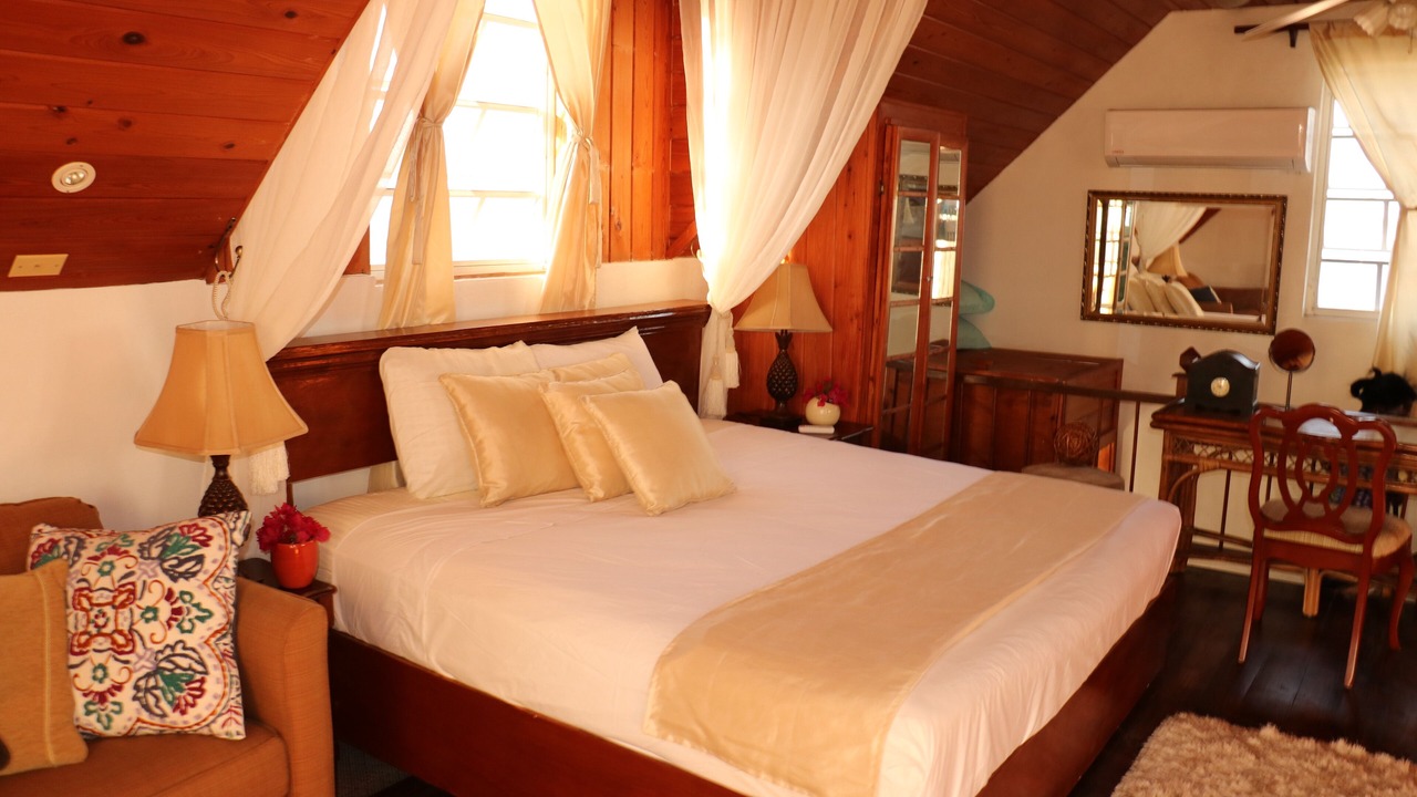Photo of Bedroom in Governor's Harbour