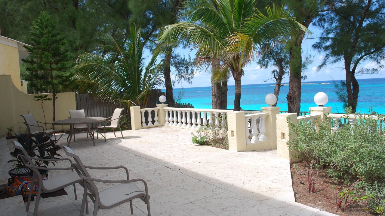 Photo of Others in Paradise Island