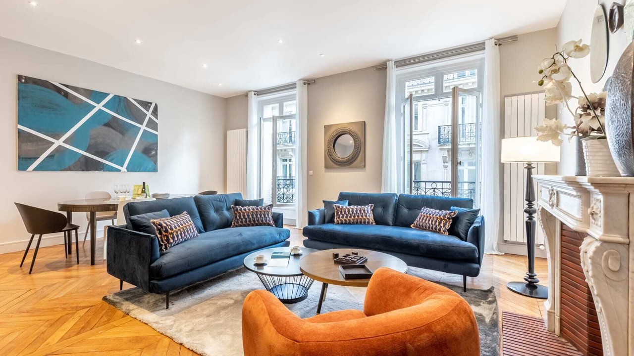 Photo of Livingroom in Champs-Elysees