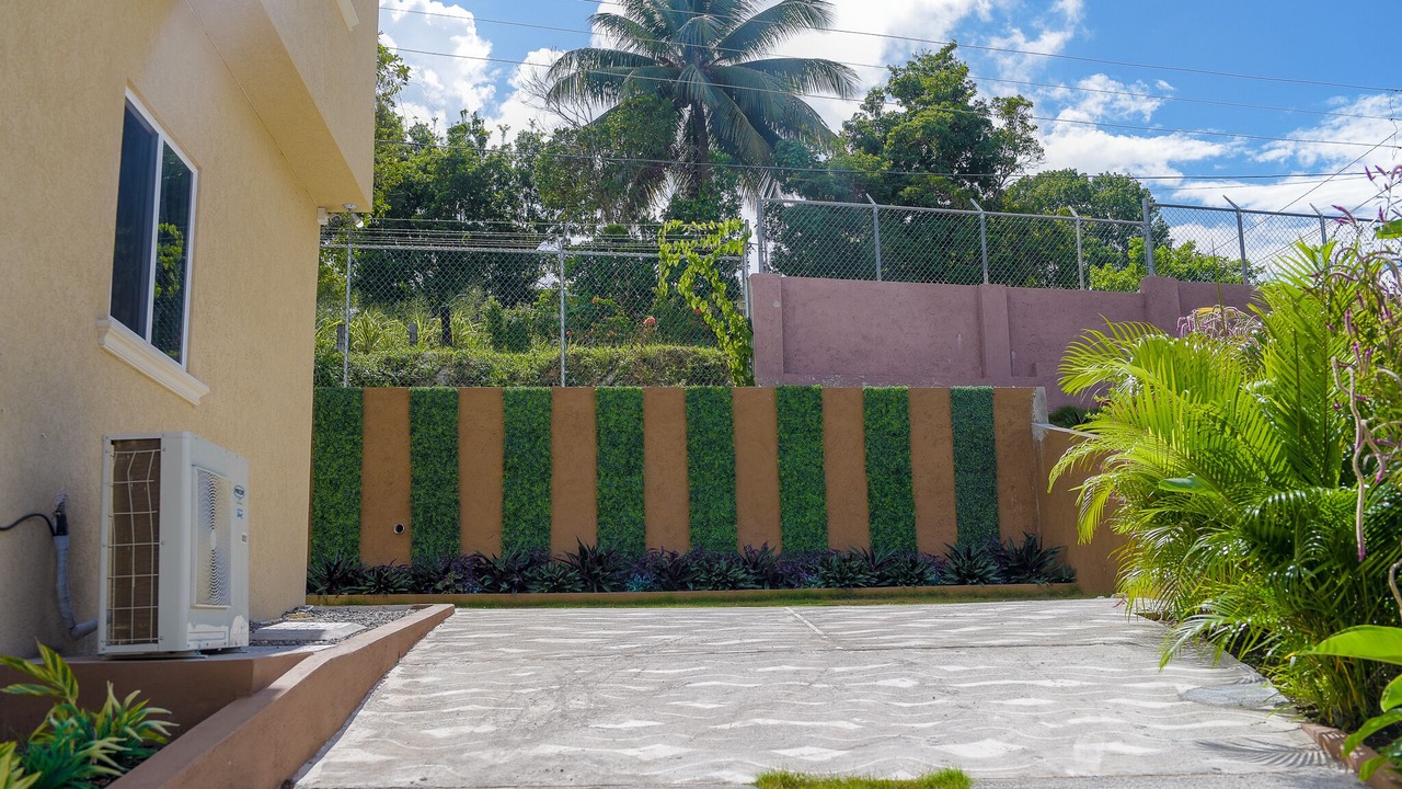 Photo of Outdoor in Ocho Rios