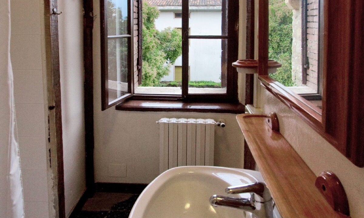 Photo of Bathroom in Lazise Old Town