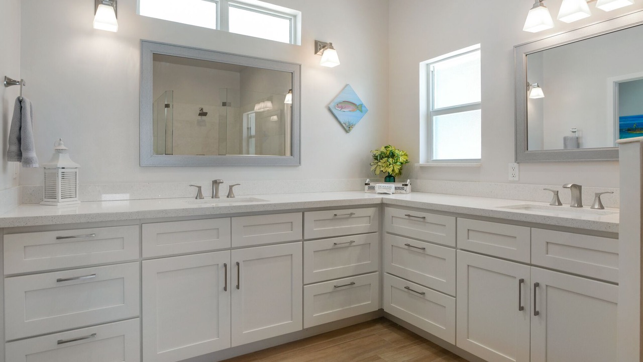 Photo of Bathroom in Tar Bay