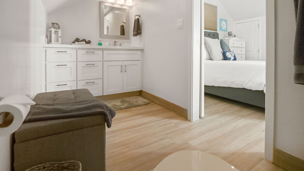 Photo of Bathroom in Tar Bay