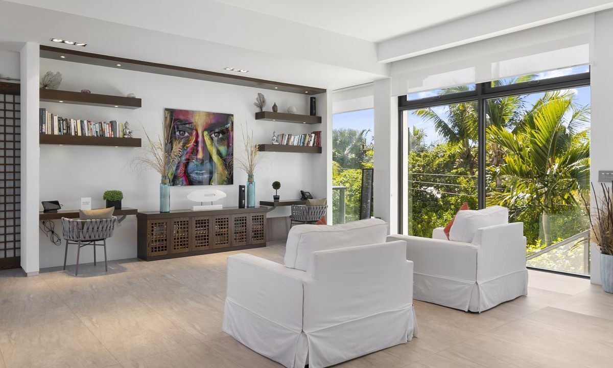 Photo of Livingroom in Dunmore Town