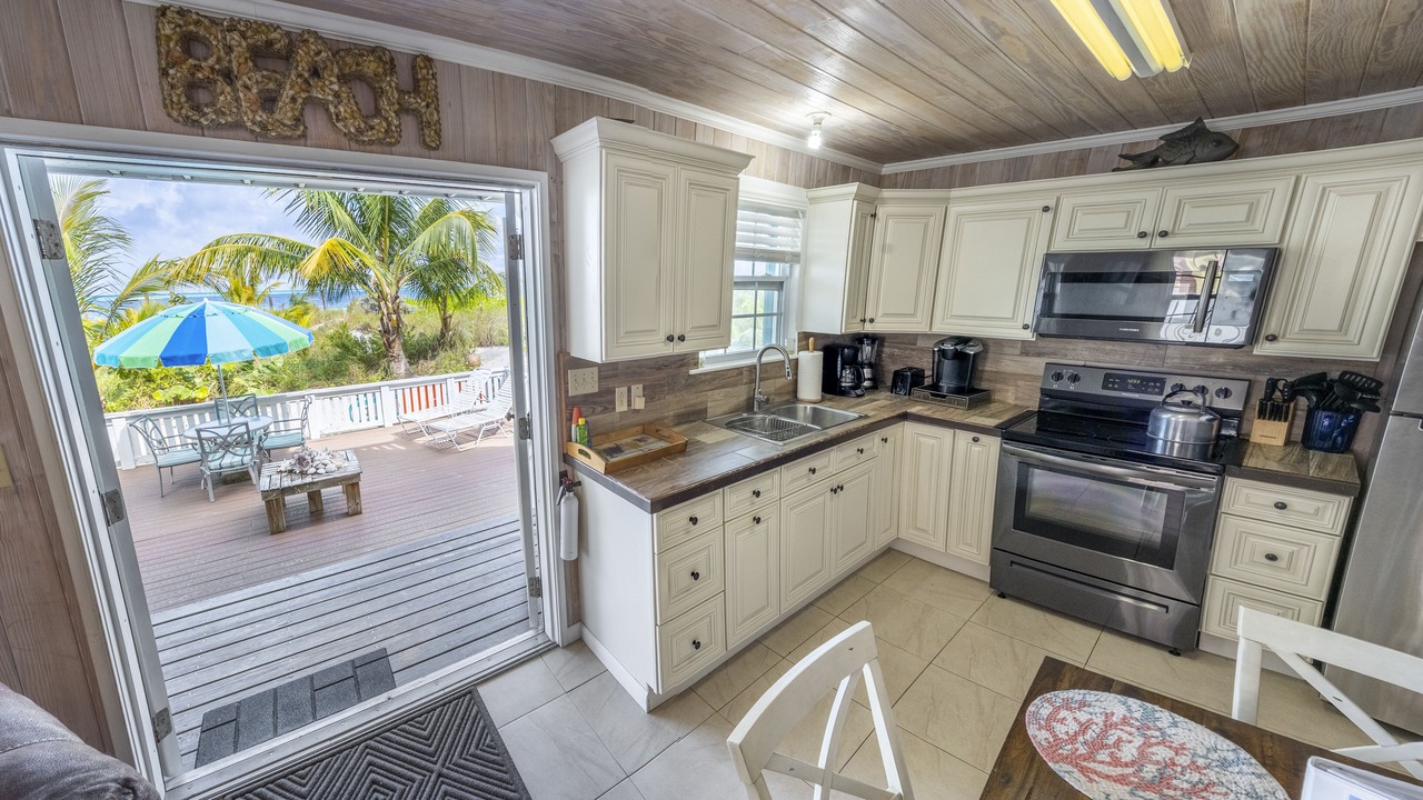 Photo of Kitchen in Spanish Wells