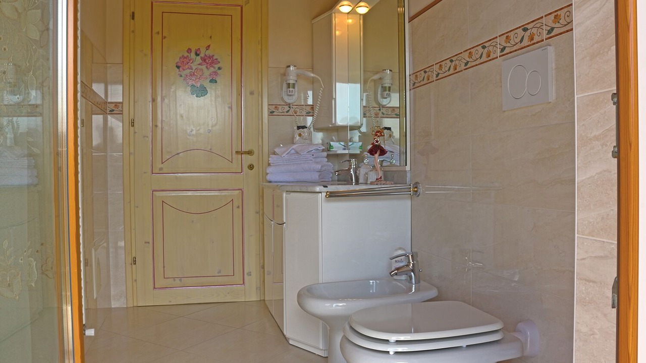 Photo of Bathroom in Negrar