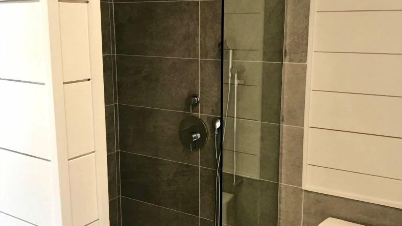 Photo of Bathroom in Tar Bay