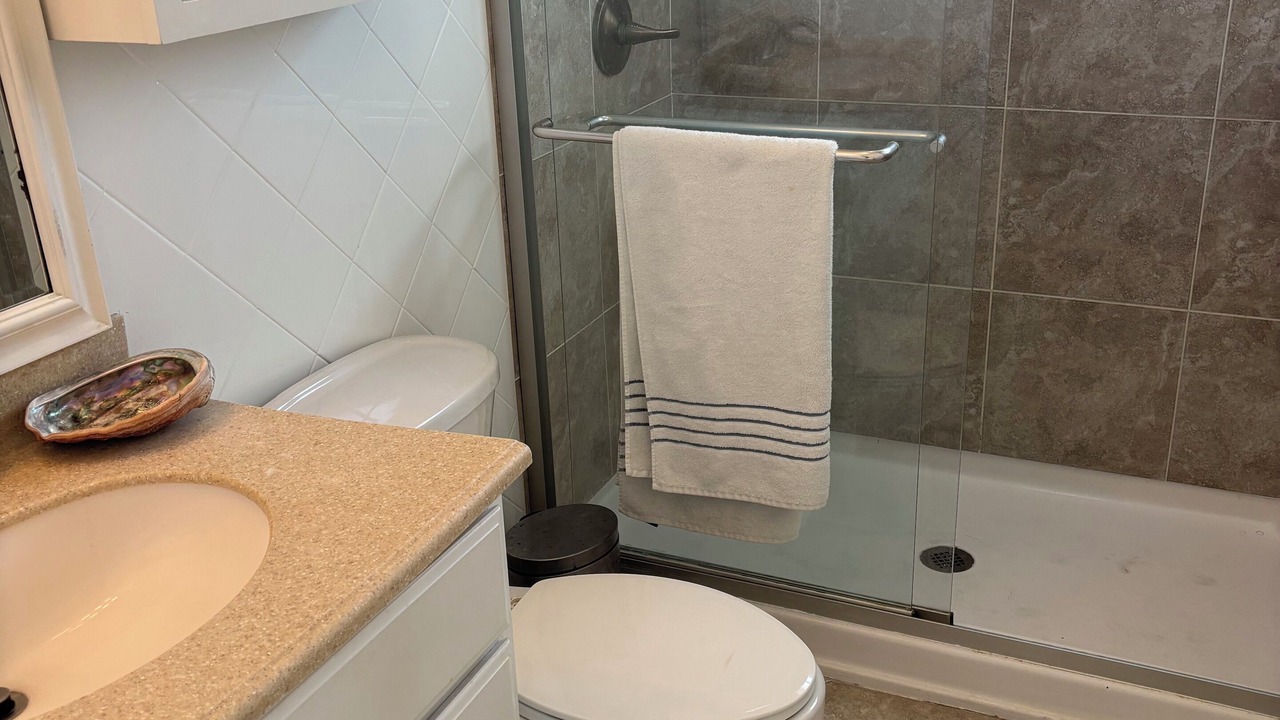 Photo of Bathroom in Jimmy Hill