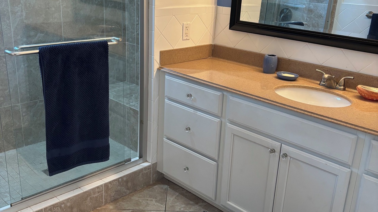 Photo of Bathroom in Jimmy Hill