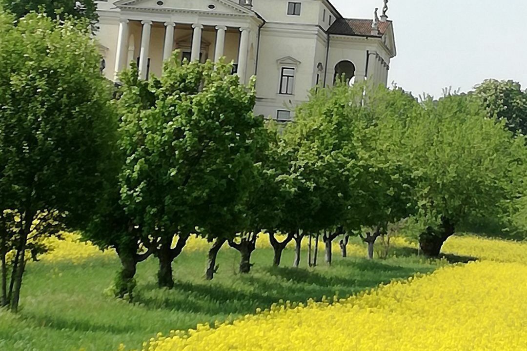 Photo of Outdoor in Castegnero