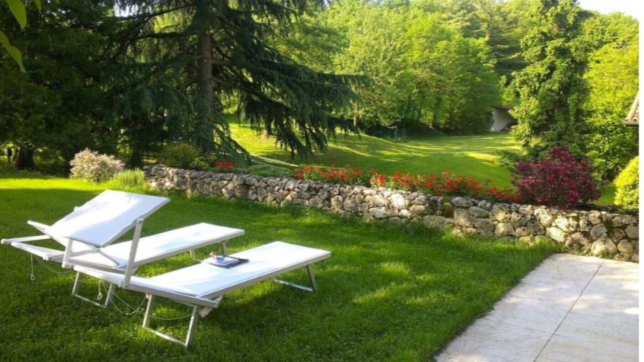 Photo of Outdoor in Castegnero