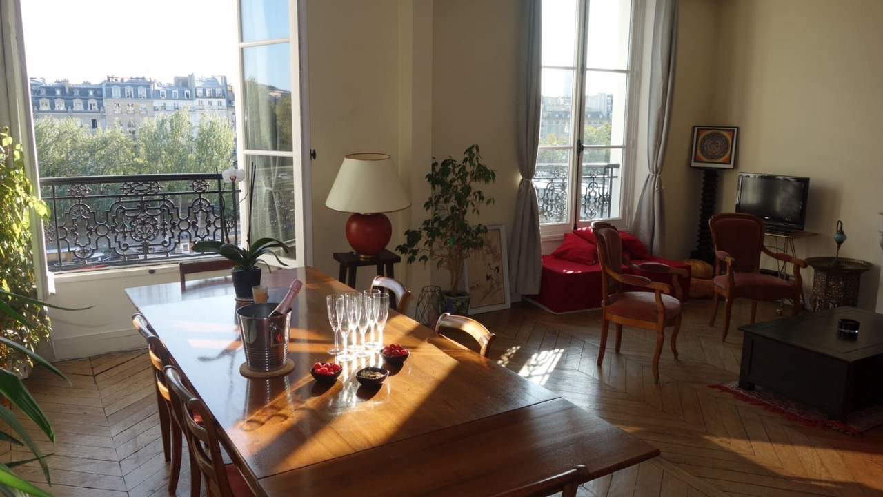 Photo of Bedroom in 4th Arrondissement