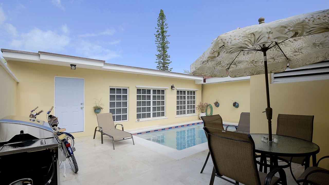 Photo of Outdoor in Paradise Island