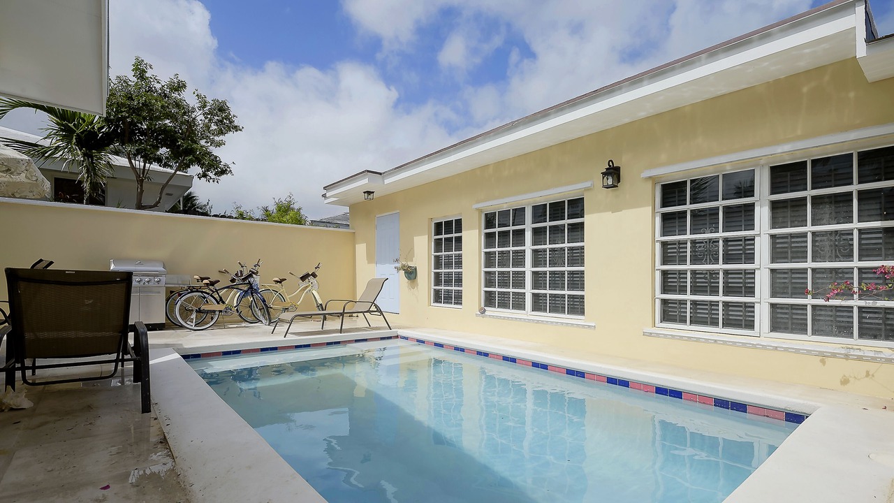 Photo of Outdoor in Paradise Island