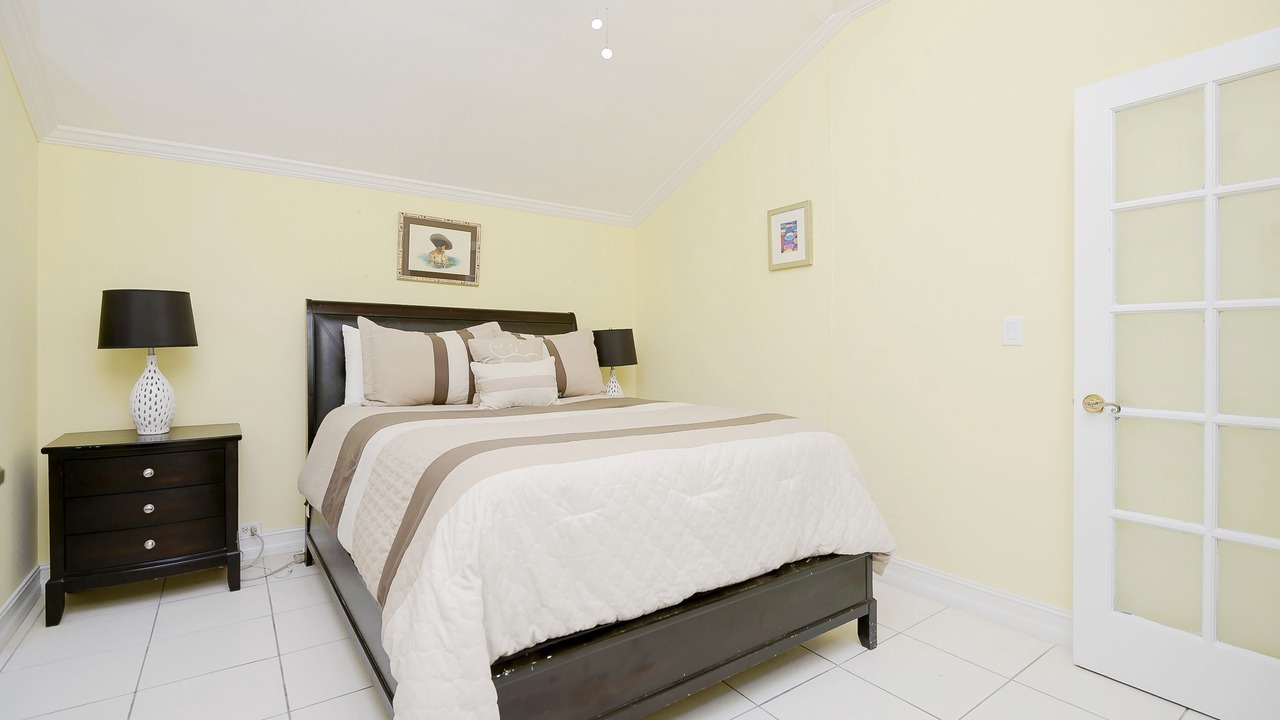Photo of Bedroom in Paradise Island