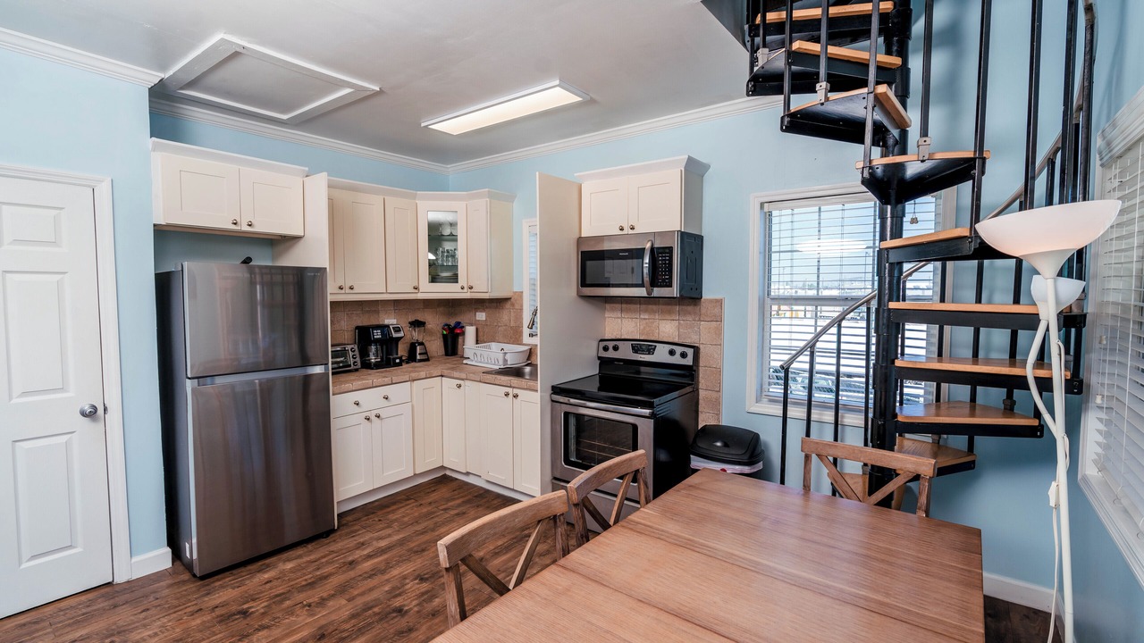 Photo of Kitchen in Spanish Wells