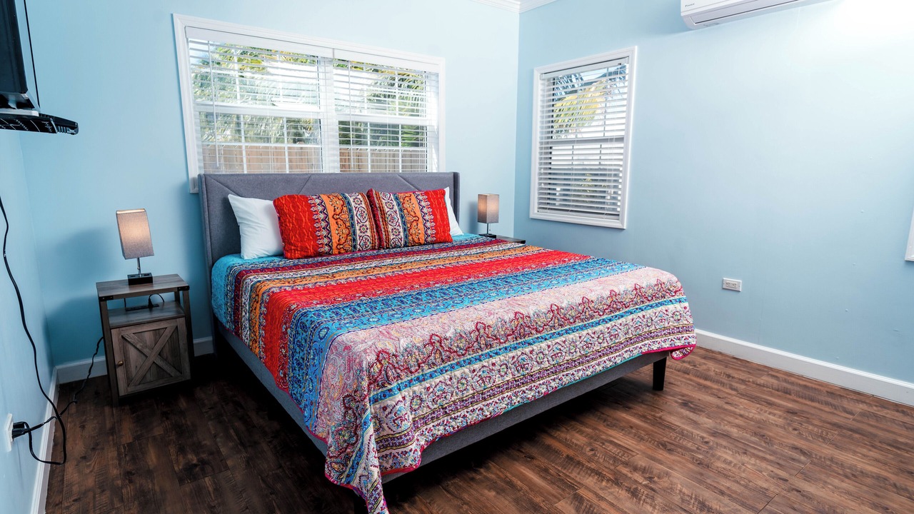Photo of Bedroom in Spanish Wells