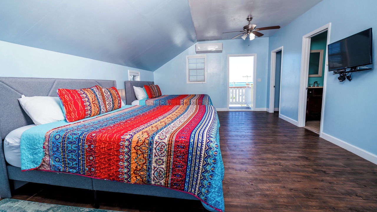 Photo of Bedroom in Spanish Wells