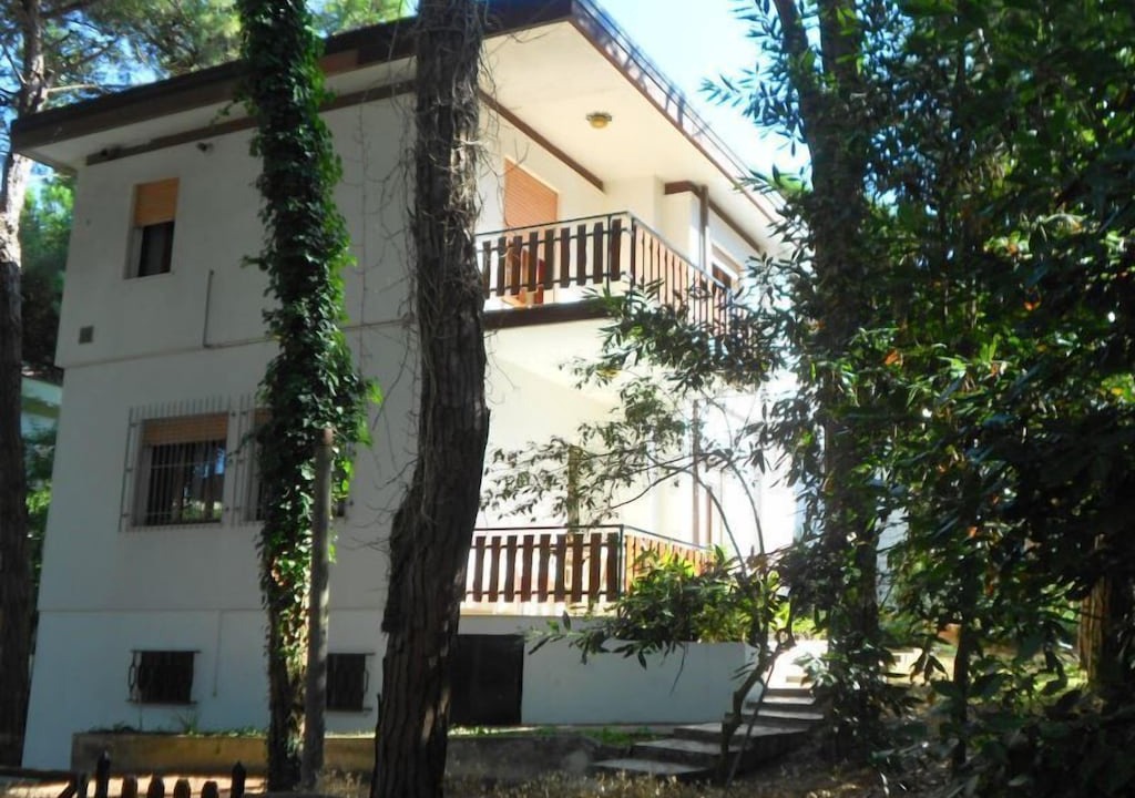 Photo of Buildings in Rosapineta