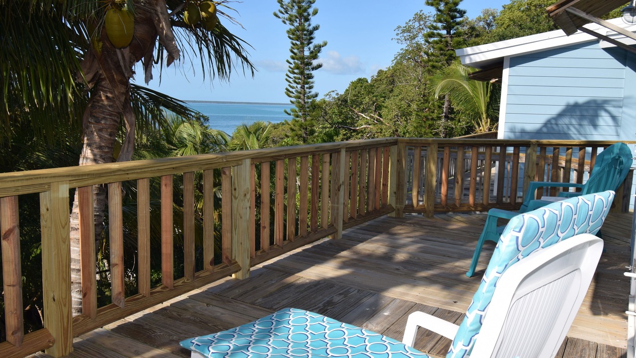Photo of Patio Balcony in Green Turtle Cay