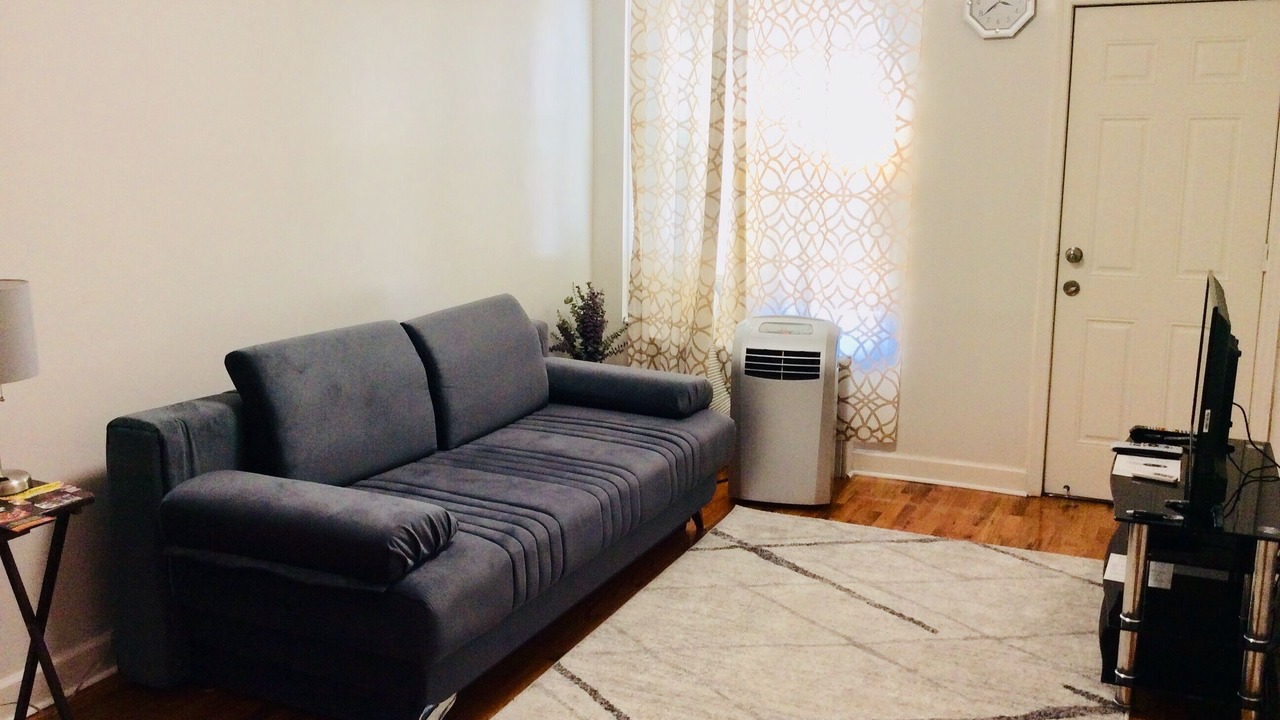 Photo of Livingroom in Canarsie