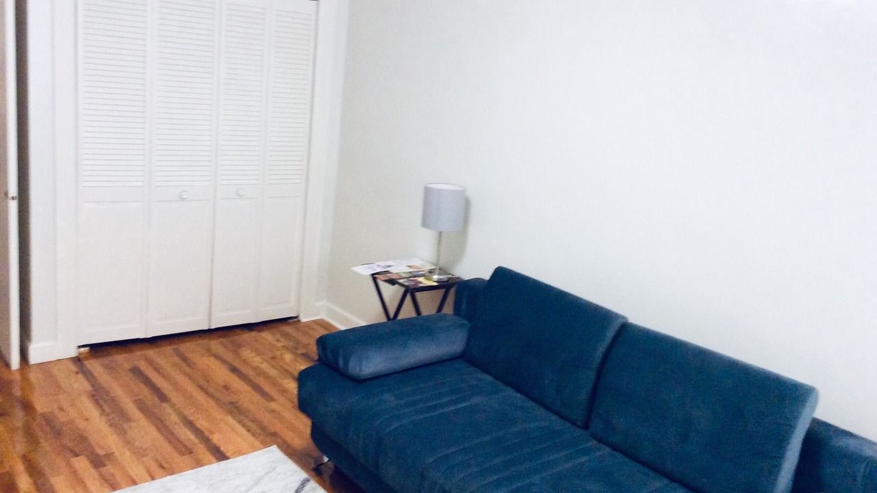 Photo of Livingroom in Canarsie