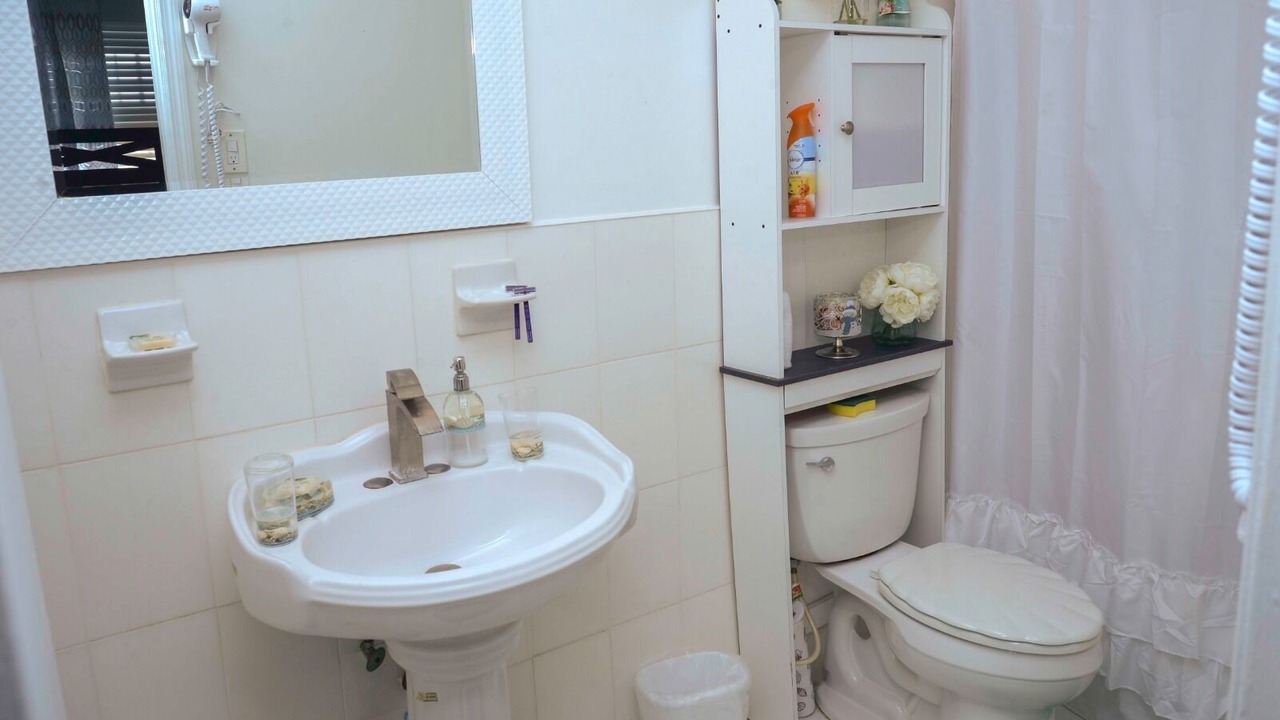 Photo of Bathroom in Bahamas Terrace
