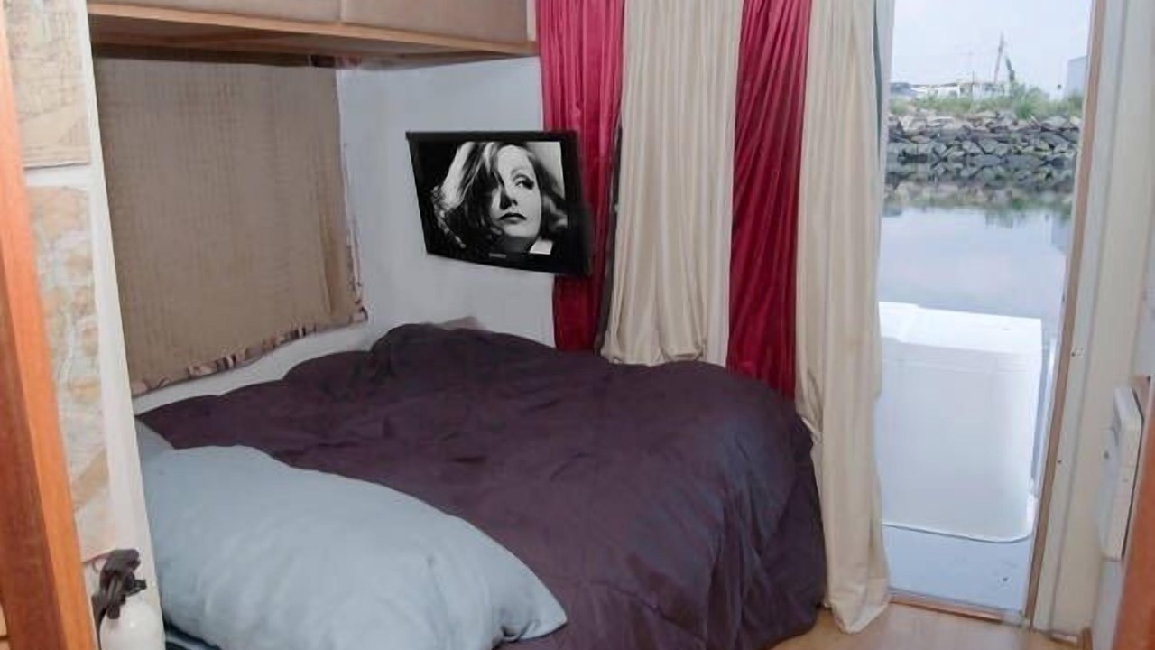 Photo of Bedroom in Sheepshead Bay